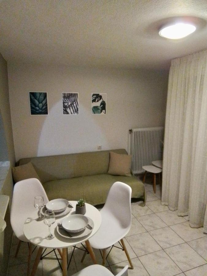Apartament George House Larissa Zewnętrze zdjęcie